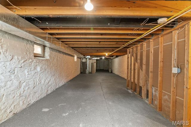 2805 Wyoming Street, St Louis, MO 63118