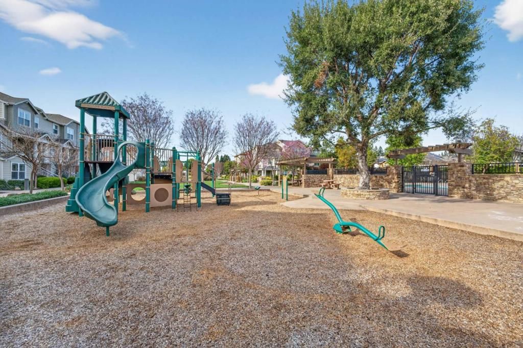 Image 31 of property listing at 18519 Poppy Jasper Lane, Morgan Hill, CA 95037