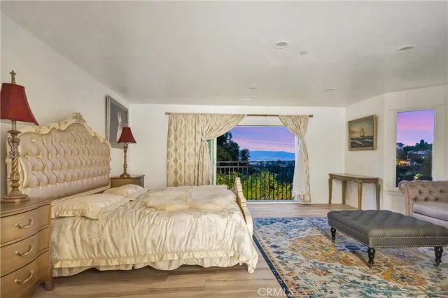 4330 Alhama Dr, Woodland Hills, CA 91364