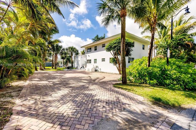 18825 Atlantic Boulevard, Sunny Isles Beach, FL 33160