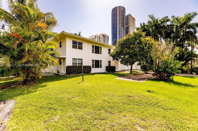 18825 Atlantic Boulevard, Sunny Isles Beach, FL 33160
