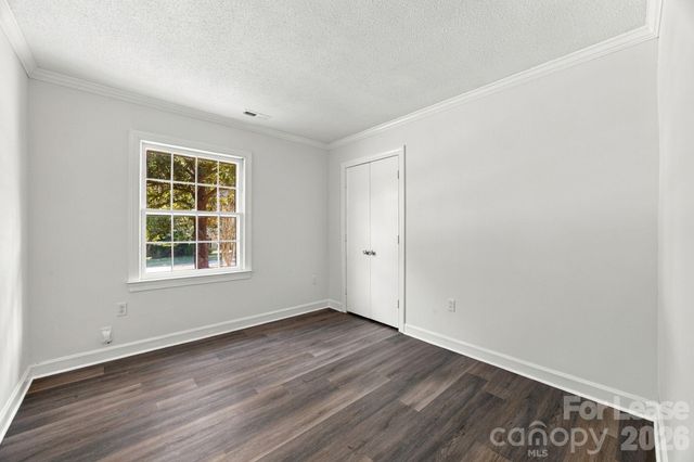7724 Winterset Drive, Charlotte, NC 28270