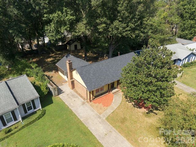 7724 Winterset Drive, Charlotte, NC 28270