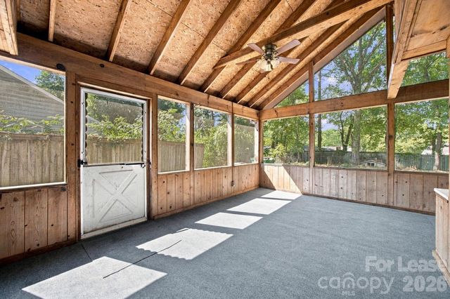 7724 Winterset Drive, Charlotte, NC 28270