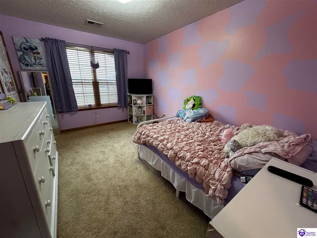 834 Tom Brown Road, Vine Grove, KY 40175