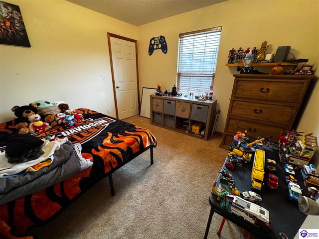 834 Tom Brown Road, Vine Grove, KY 40175