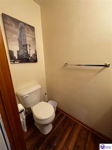 834 Tom Brown Road, Vine Grove, KY 40175