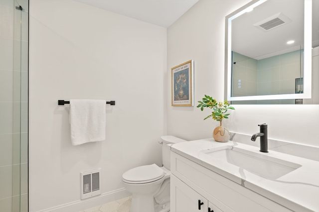 27 Shepard St 6, Boston, MA 02135
