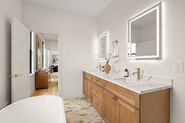 27 Shepard St 6, Boston, MA 02135