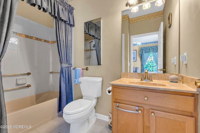 6 Avalon Court, Manchester, NJ 08759