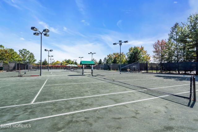 6 Avalon Court, Manchester, NJ 08759