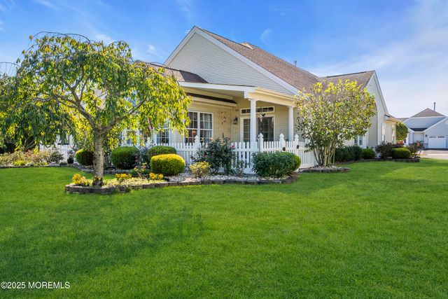 6 Avalon Court, Manchester, NJ 08759