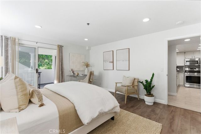 206 Avenida Montalvo 8, San Clemente, CA 92672