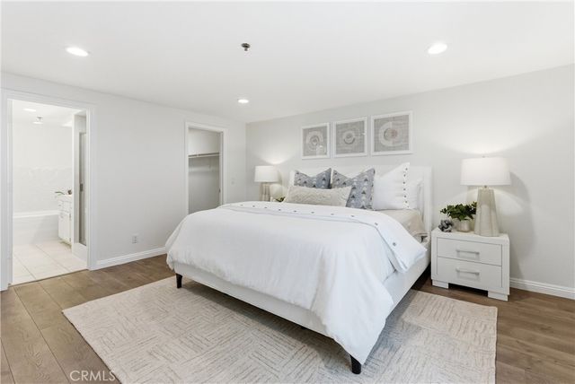206 Avenida Montalvo 8, San Clemente, CA 92672