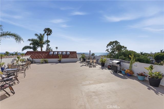 206 Avenida Montalvo 8, San Clemente, CA 92672