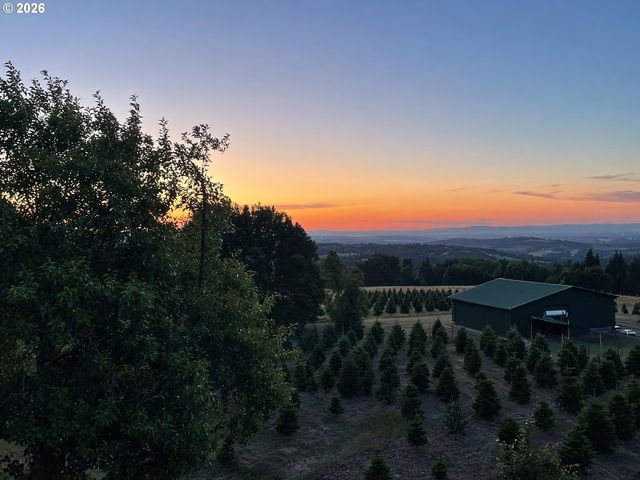 21995 Sw HILLSBORO Hwy, Newberg, OR 97132