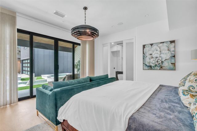 5602 Ella Lee Lane, Houston, TX 77056