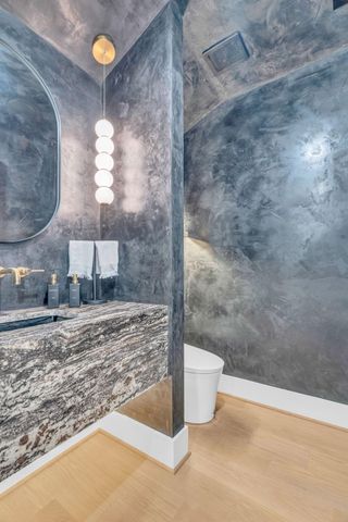 5602 Ella Lee Lane, Houston, TX 77056