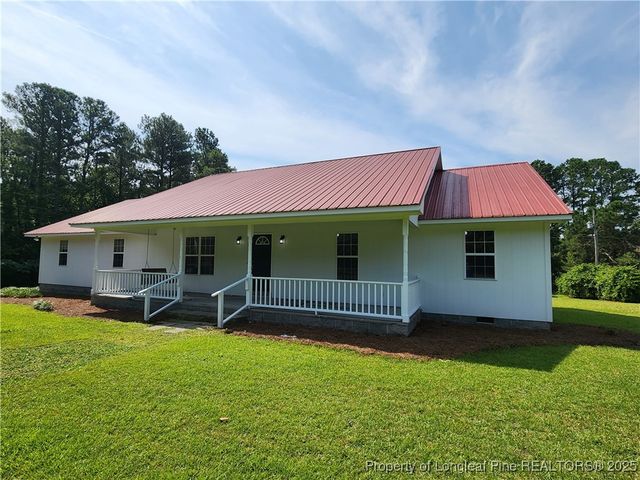 5444 Rockfish Road, Raeford, NC 28376