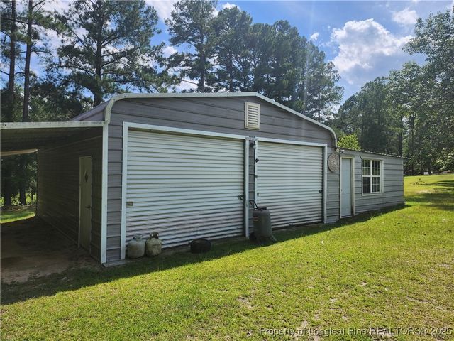 5444 Rockfish Road, Raeford, NC 28376