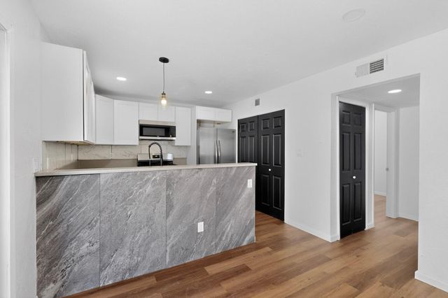 346 Pearl Drive NE, Rio Rancho, NM 87124
