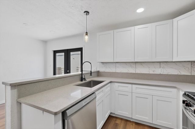 346 Pearl Drive NE, Rio Rancho, NM 87124