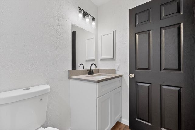 346 Pearl Drive NE, Rio Rancho, NM 87124