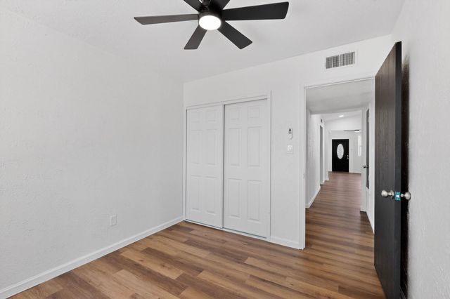 346 Pearl Drive NE, Rio Rancho, NM 87124