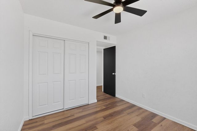 346 Pearl Drive NE, Rio Rancho, NM 87124