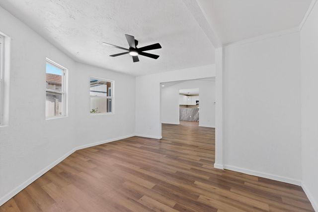 346 Pearl Drive NE, Rio Rancho, NM 87124
