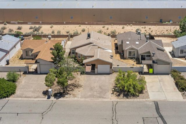346 Pearl Drive NE, Rio Rancho, NM 87124