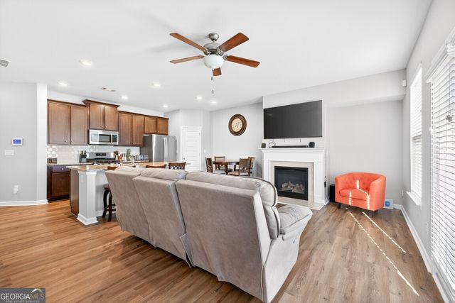 3652 Prospect Point Drive, Oakwood, GA 30566