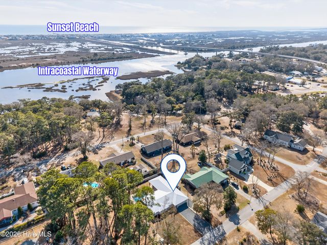 206 Azalea Circle, Sunset Beach, NC 28468
