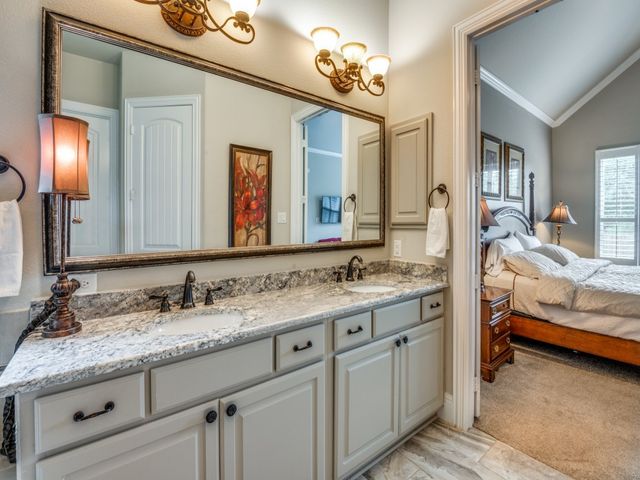 204 Shadow Creek Lane, Hickory Creek, TX 75065