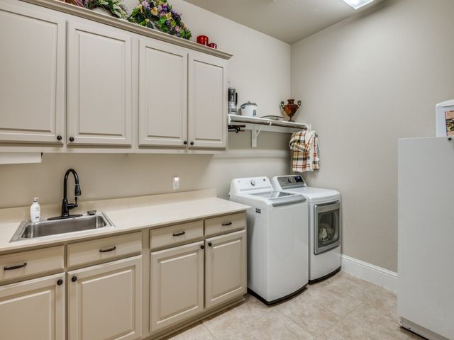 204 Shadow Creek Lane, Hickory Creek, TX 75065