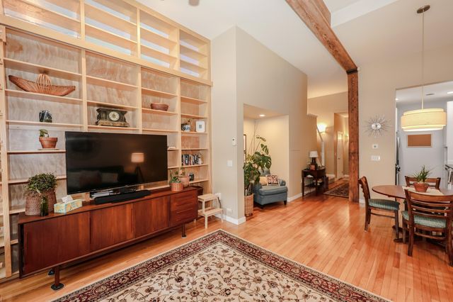 37 Church St Apt 7, Keene, NH 03431