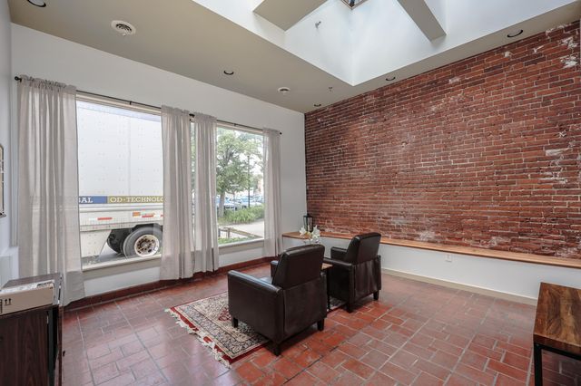 37 Church St Apt 7, Keene, NH 03431