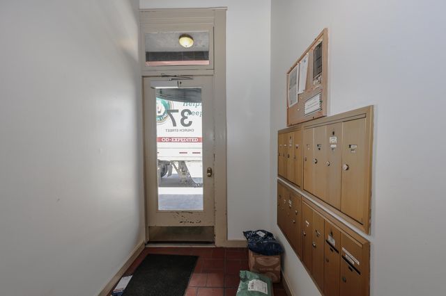37 Church St Apt 7, Keene, NH 03431