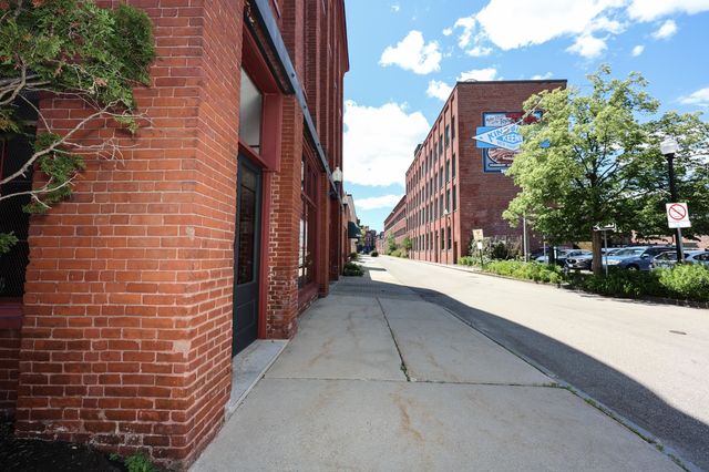 37 Church St Apt 7, Keene, NH 03431