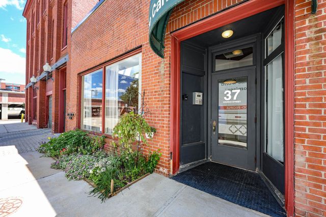 37 Church St Apt 7, Keene, NH 03431