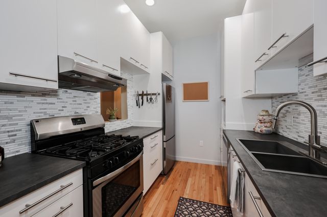 37 Church St Apt 7, Keene, NH 03431