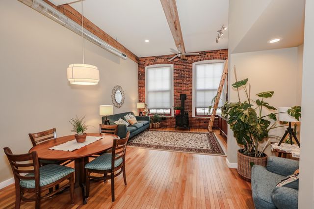37 Church St Apt 7, Keene, NH 03431