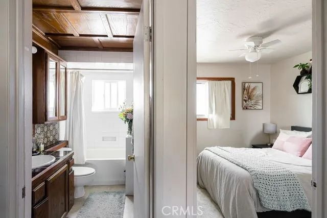 19842 Cambridge Lane, Huntington Beach, CA 92646