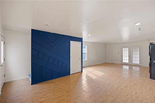 16 McDonald, London, AR 72847