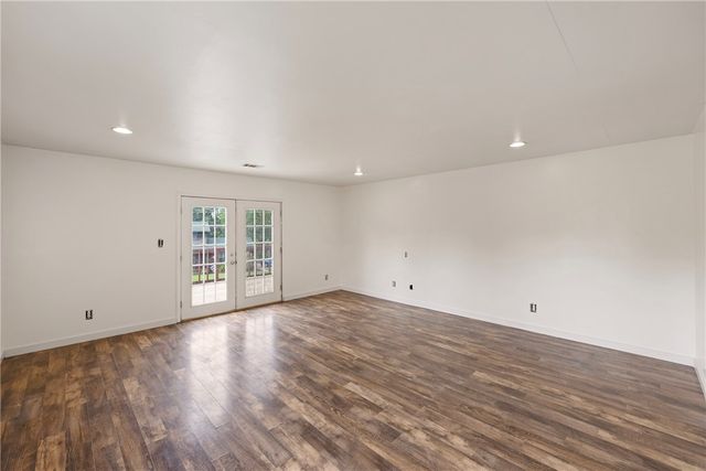 16 McDonald, London, AR 72847