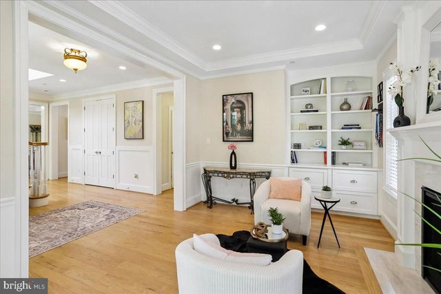 7800 RADNOR RD, Bethesda, MD 20817