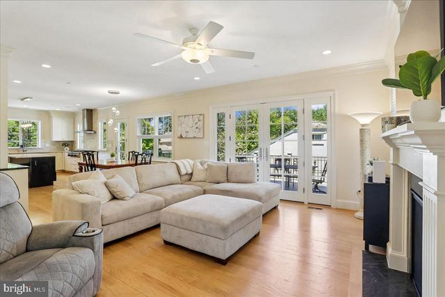 7800 RADNOR RD, Bethesda, MD 20817