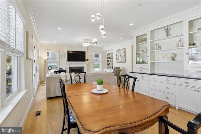 7800 RADNOR RD, Bethesda, MD 20817