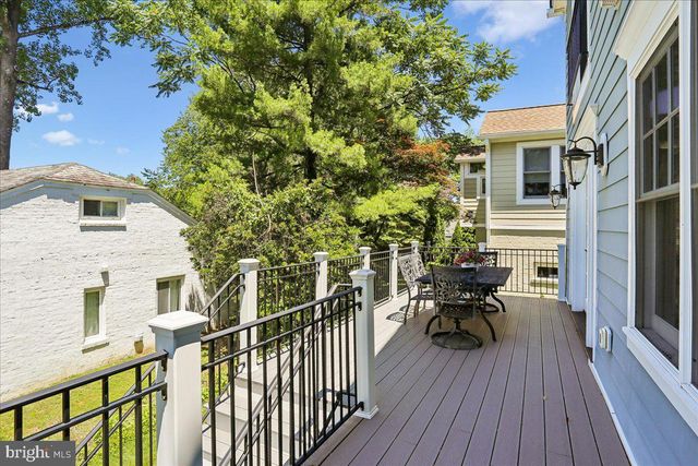 7800 RADNOR RD, Bethesda, MD 20817