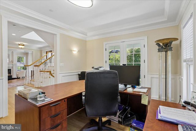 7800 RADNOR RD, Bethesda, MD 20817